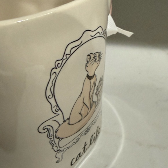 Rae Dunn x Disney x The Aristocrats “Cat Life” Mug with Pink Bow Handle - Picture 5 of 6